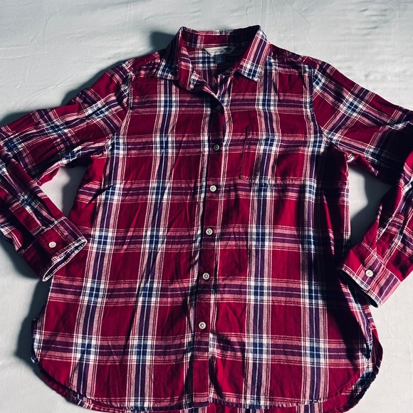 Women's Old Navy "The Classic Shirt" Flannel Button Down Shirt Sz. Large - Picture 8 of 8